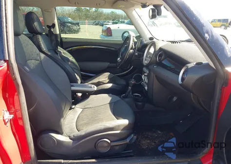 2008 Mini Cooper S Clubman z USA, uszkodzony, nr VIN WMWMM335X8TP87965